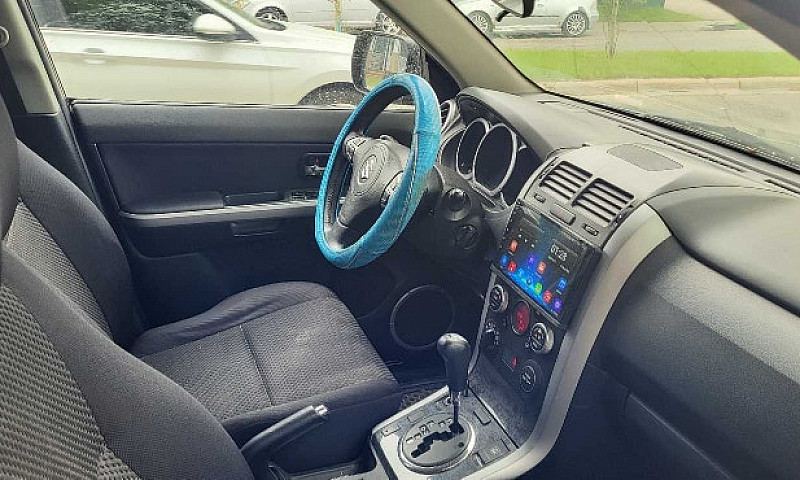 Suzuki Grand Vitara ...