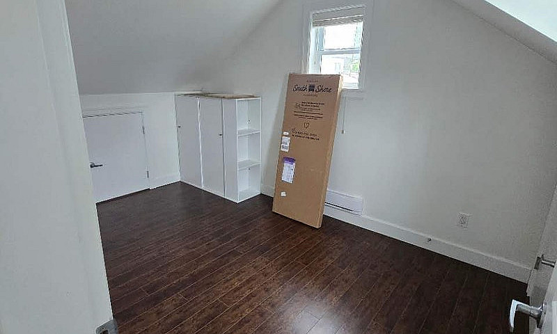 2Br/1Ba Modern Lanew...