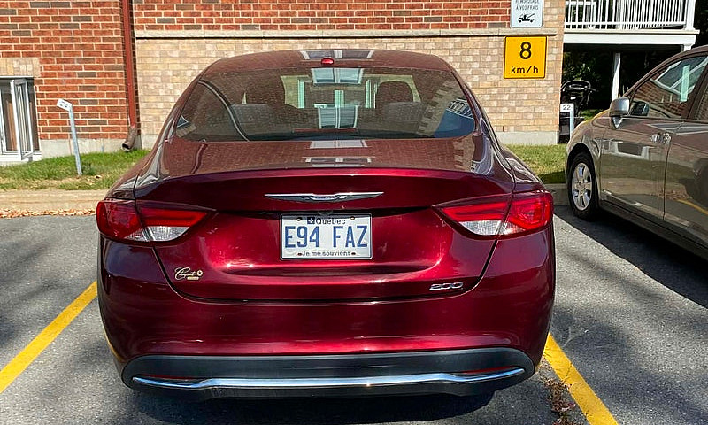 Chrysler 200, 83 000...