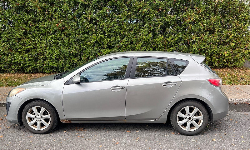 Mazda 3 2011...
