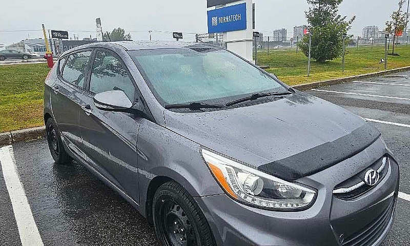 Hyundai Accent 2015...