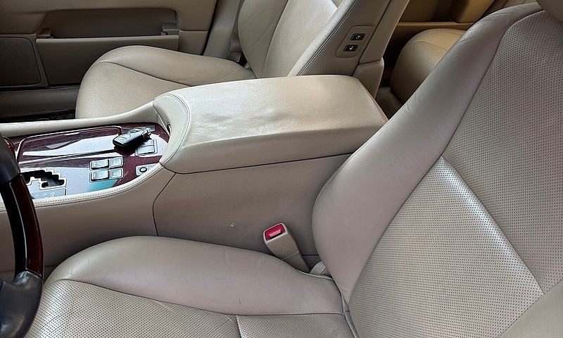 2009 Lexus Ls460 Awd...