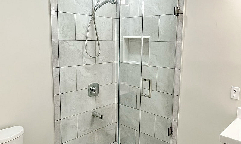 5 Beds 3 Baths House...