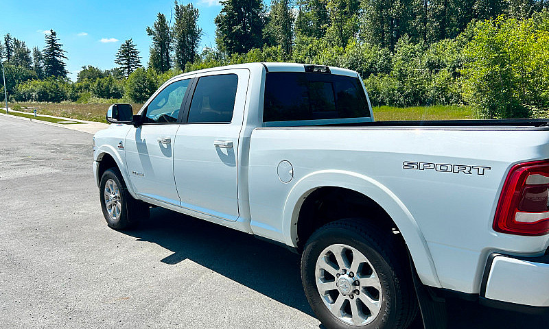 2022 Ram 3500 Crew C...