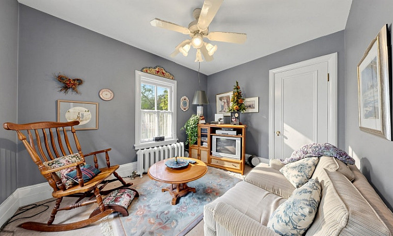 Just Listed! 16 Blak...
