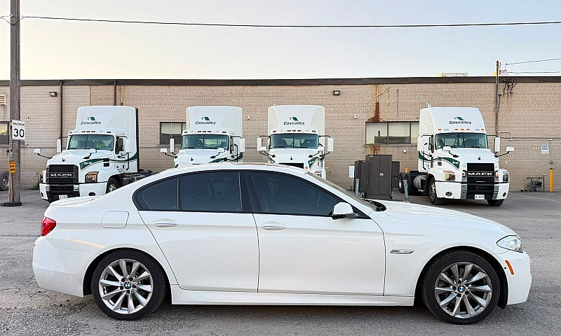 Bmw 528I Xdrive...