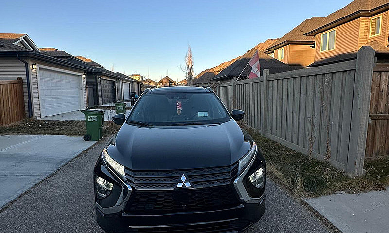 2022 Mitsubishi Ecli...