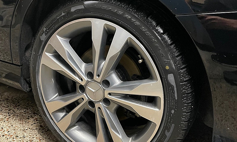 2016 Mercedes Benz C...