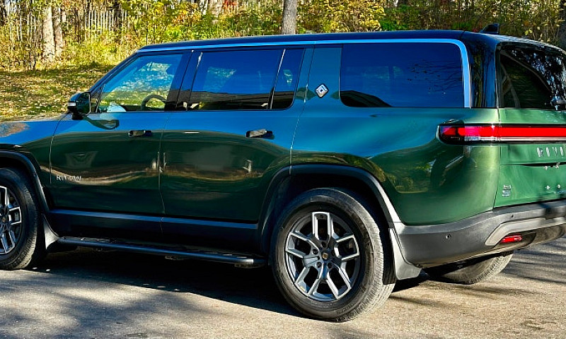 Rivian R1S 2024 Pdm ...