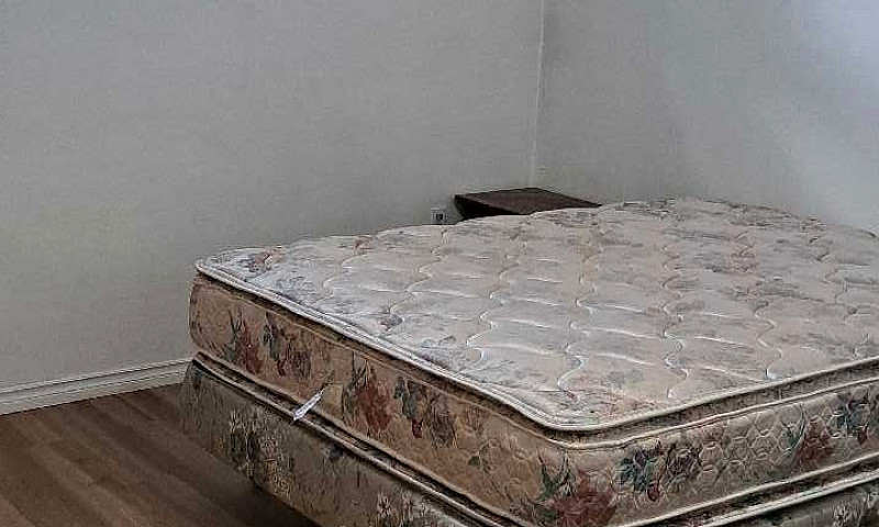 Bedroom For Rent....