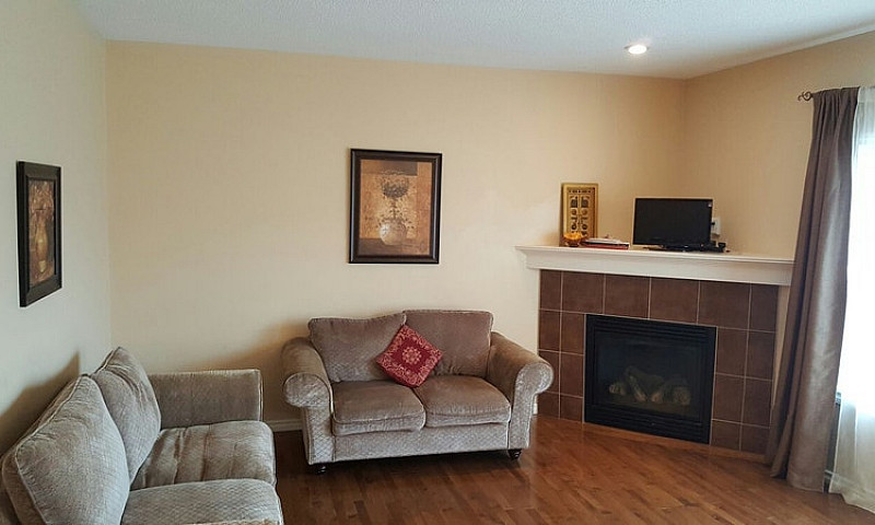 5 Br, 3.5 Bath, Hous...