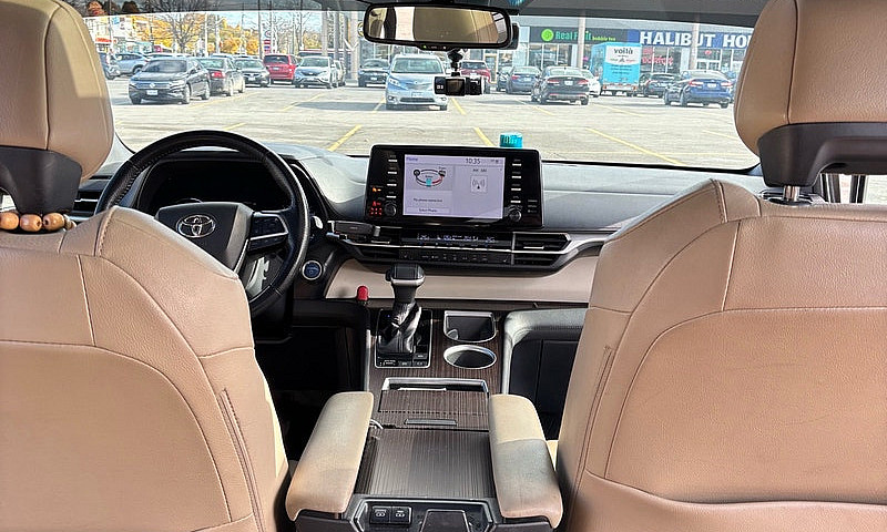 2021 Toyota Sienna X...