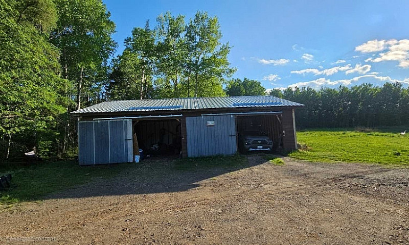 Rural Acreage With H...