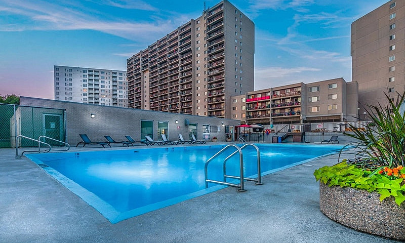 Apartment Sublet Eas...
