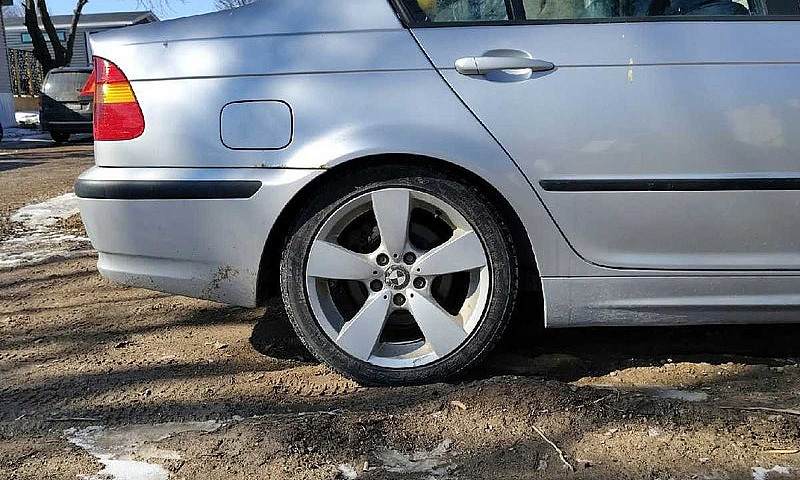2003 Bmw 325I...