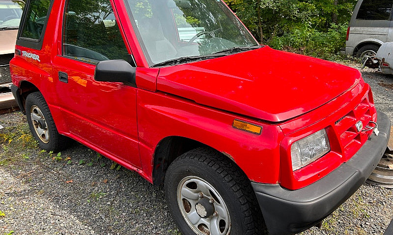 1998 Chev Tracker Wi...