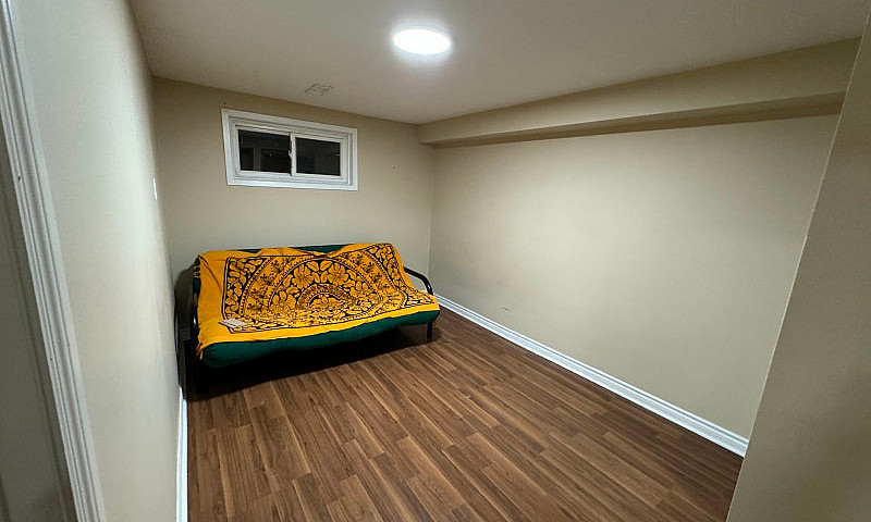 2 Bedroom Walkout Ba...