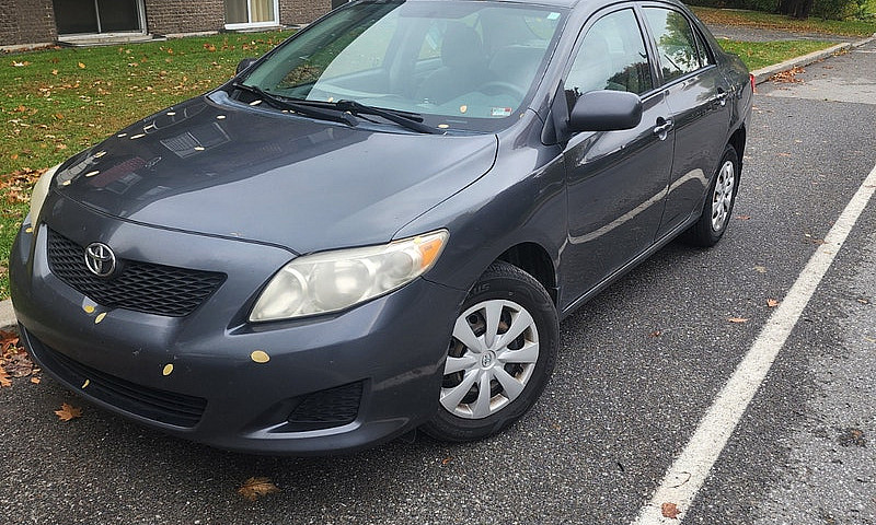 Toyota Corolla 2010...