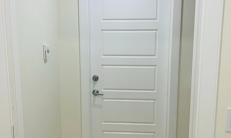 Exclusive Spacious 1...