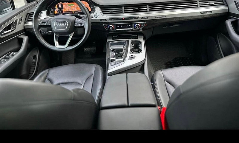Audi Q7 2019...