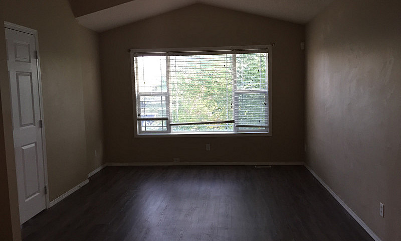 Main Floor Suite: 3 ...