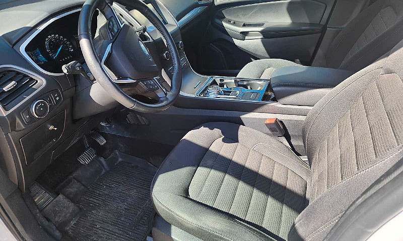 2020 Ford Edge Sel...