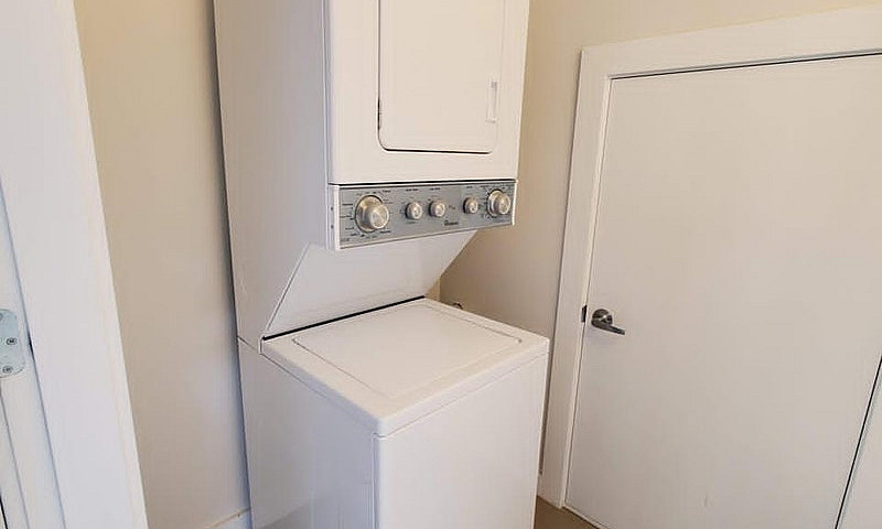 2 Beds 1.5 Bathroom ...