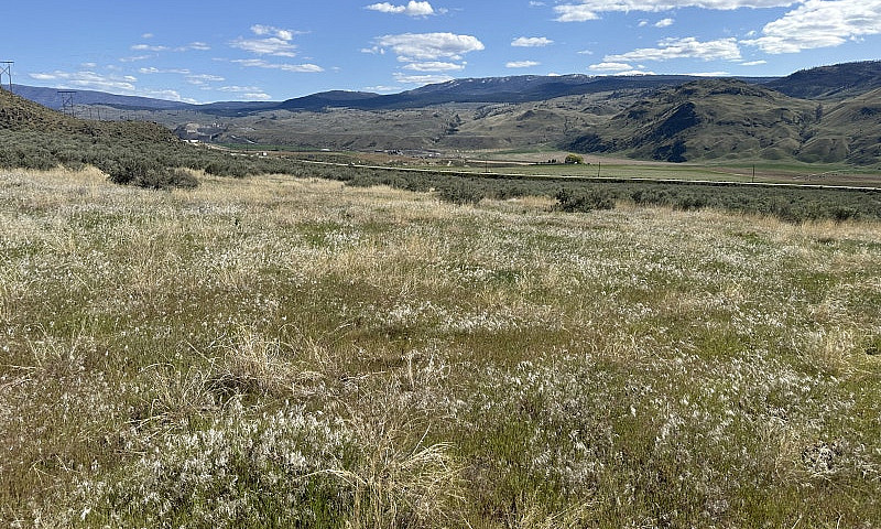 7 View Acreages For ...