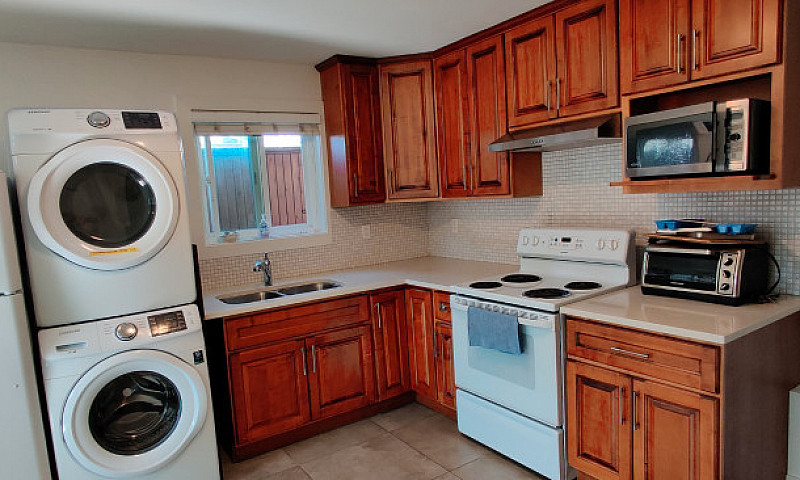 Large Detached Lanew...