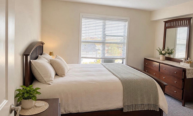 2 Bed 2 Bath Condo |...