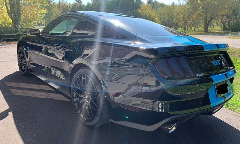 Ford Mustang Gt Prem...