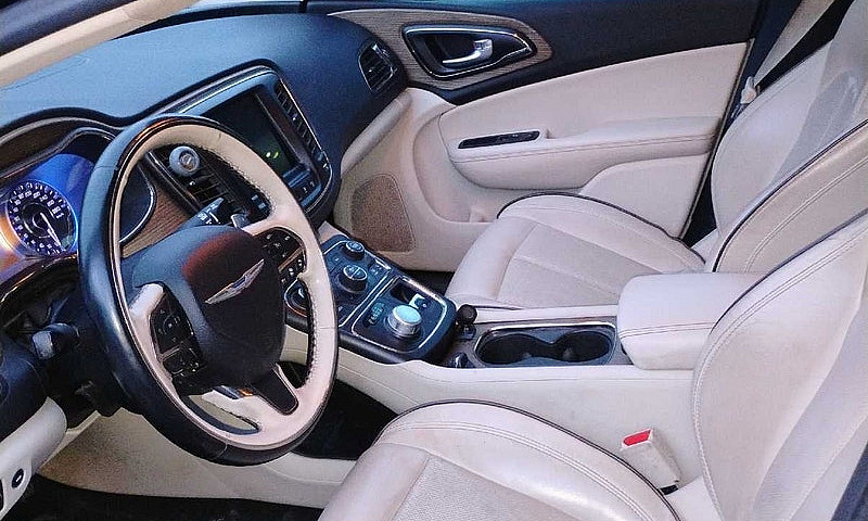 Chrysler 200C 4Wd...