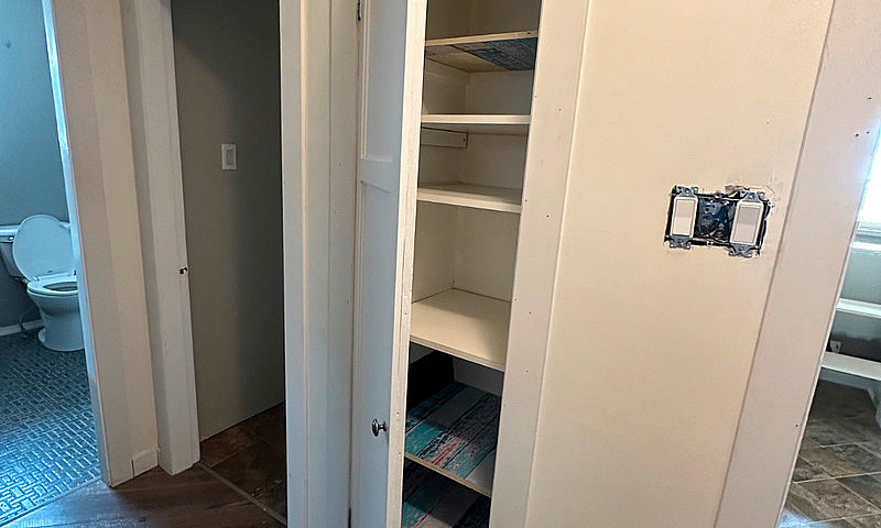 3 Bedroom Upstairs O...