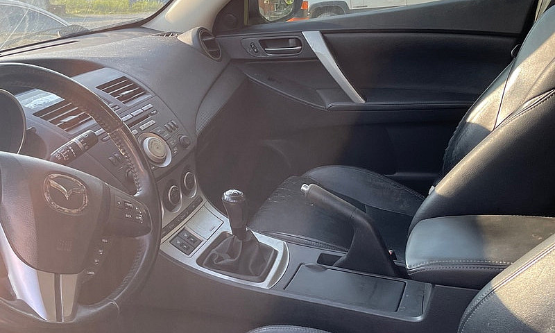 Mazda 3 Gt Manual...