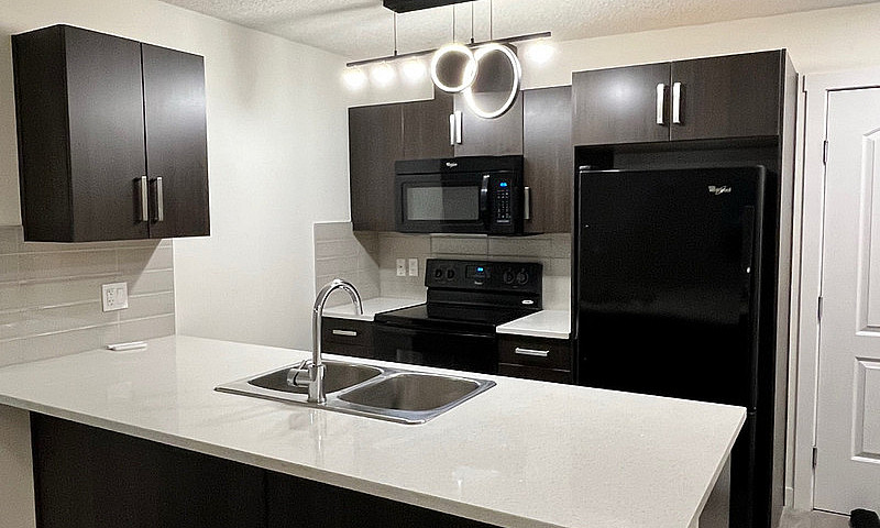 2 Bed 2 Bath Apartme...