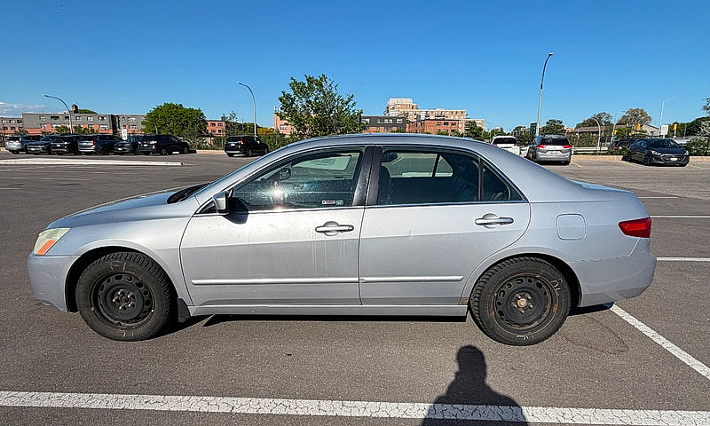 2005 Honda Accord V6...