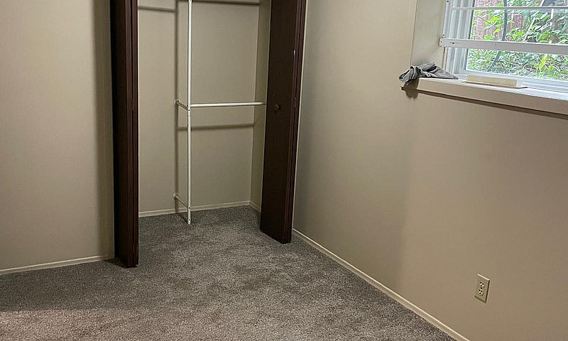 Cozy 2 Bedroom Apart...