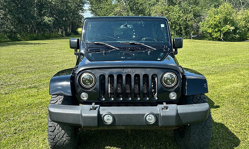 Jeep Wrangler Unlimi...