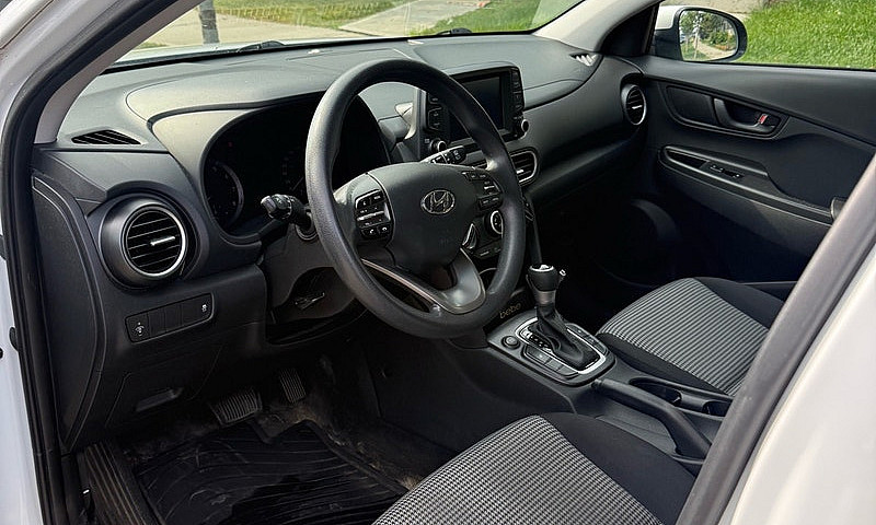 2020 Hyundai Kona Aw...