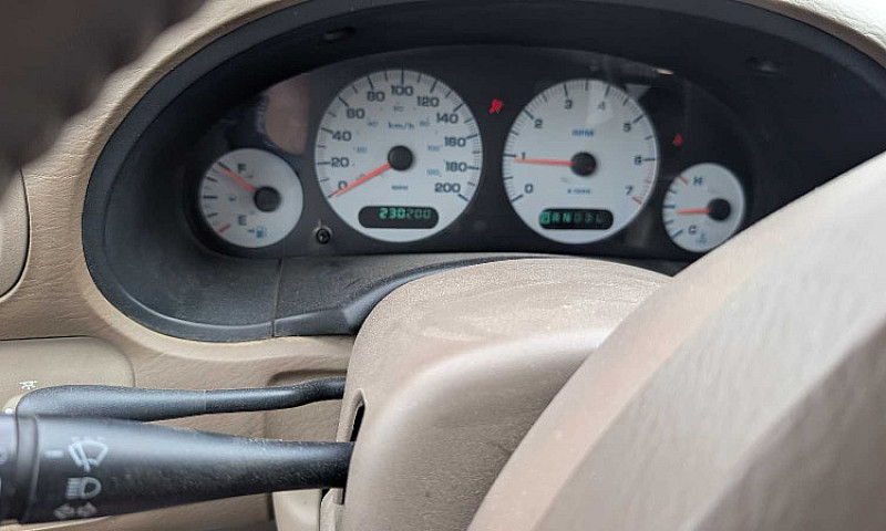 2003 Dodge Grand Car...