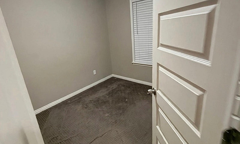 5 Bedrooms Available...