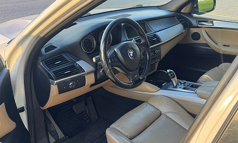 2010 Bmw X5 M...