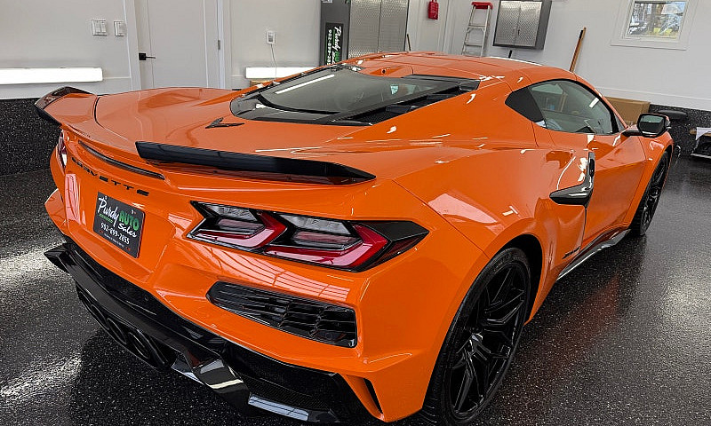 2024 Chevrolet Corve...