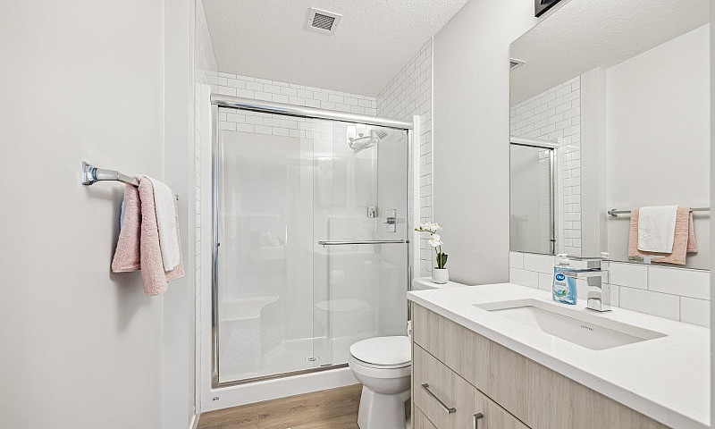 Beautiful Condo For ...