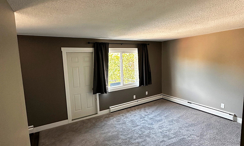 1 Bedroom Suites For...