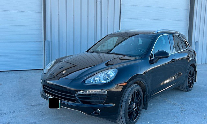 2011 Porsche Cayenne...