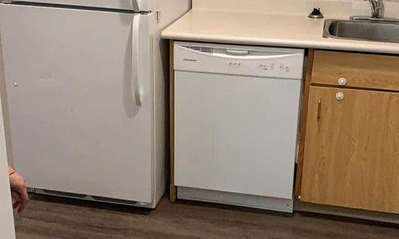 1 Bedroom In 2 Bedro...