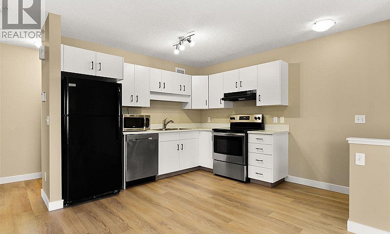 2 Beds 1 Bath - Town...