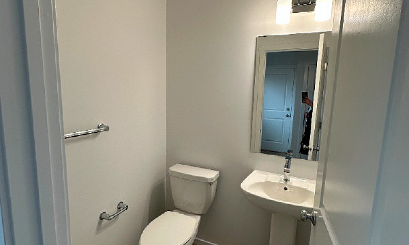 Stunning 3-Bedroom U...