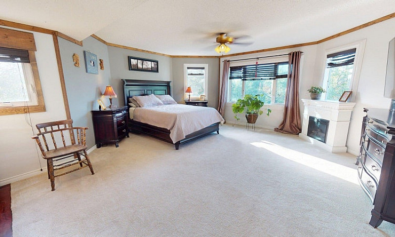 5-Bedroom Character ...